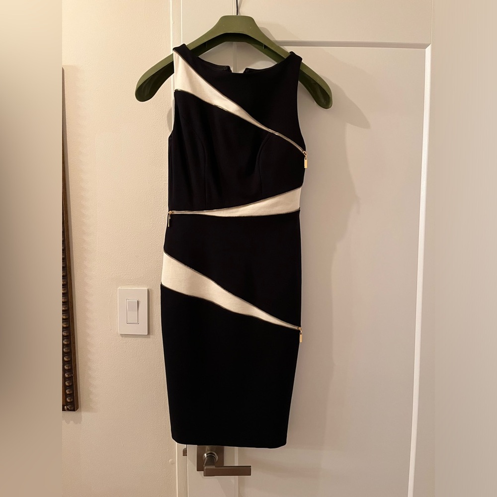 Cache black and white fitted stretch dress nwot